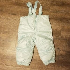 Old Navy snow pants
